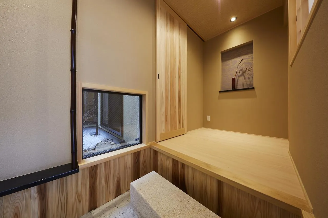 Rinn Miyagawacho Tsubaki Kyoto