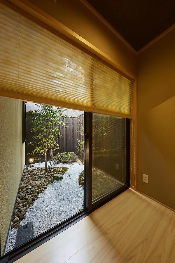 Rinn Miyagawacho Tsubaki Kyoto 0*,  Japan